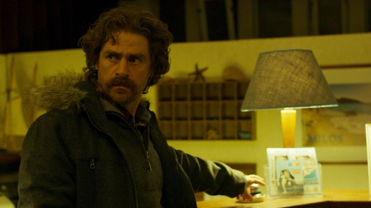 Saison Morte backdrop