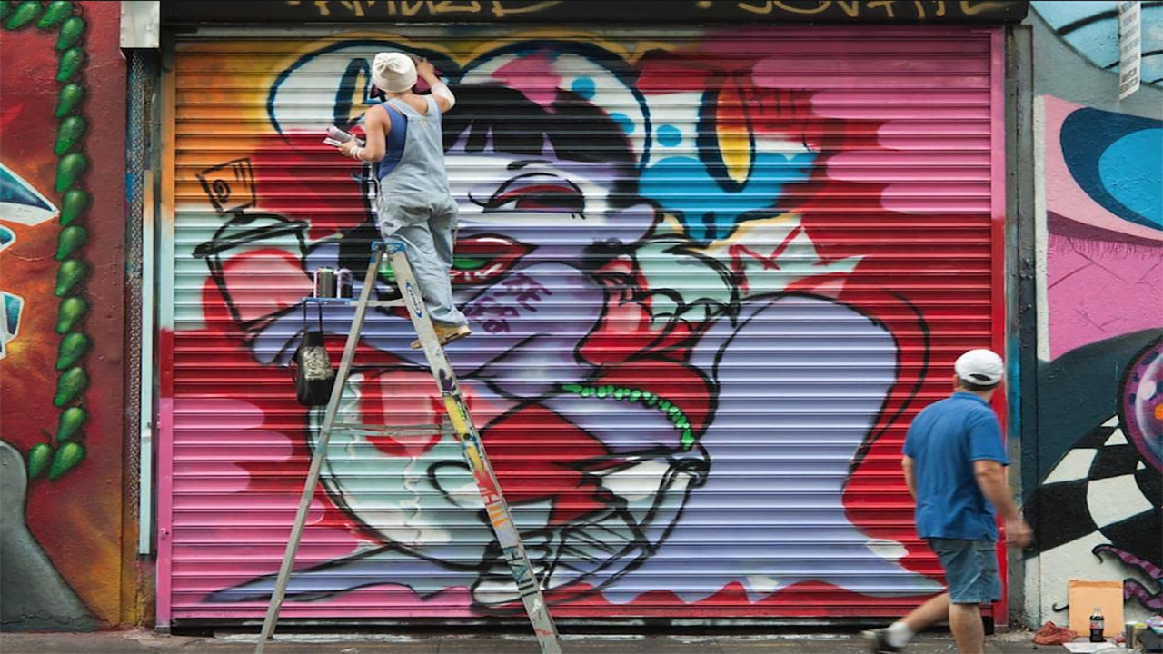 Street Heroines backdrop