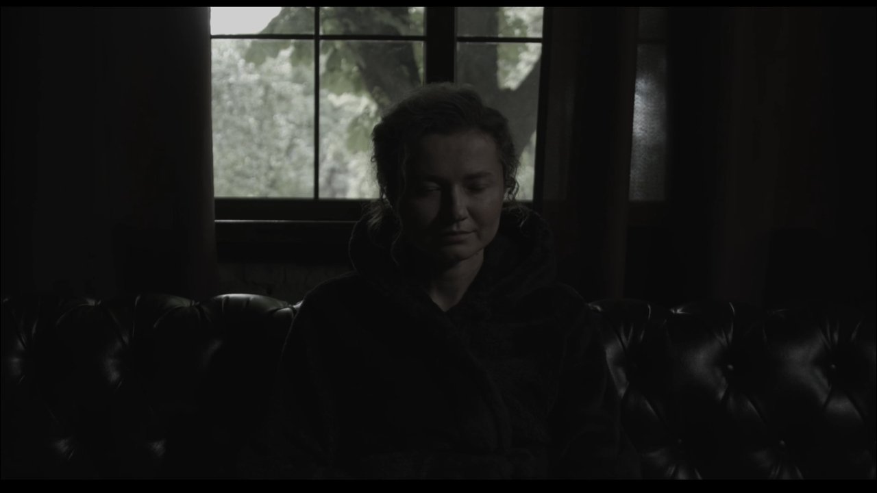 CU: Farewell backdrop