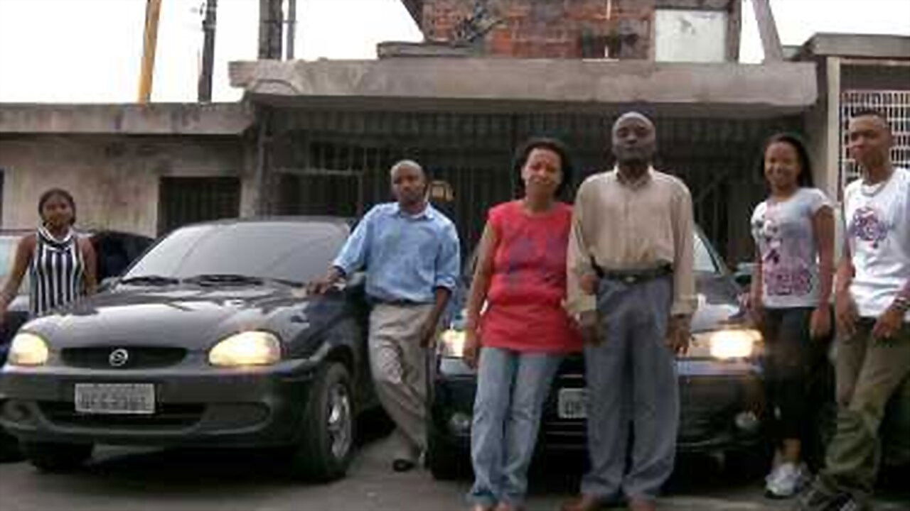 A Família Braz: Dois Tempos backdrop