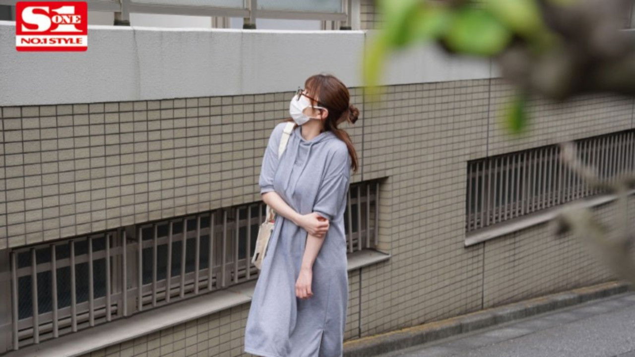 1ヶ月禁欲した鷲尾めいがアドレナリン全開で神乳揺らして、潮吹いて、大絶叫してもまだハメる10時間エンドレスFUCK backdrop