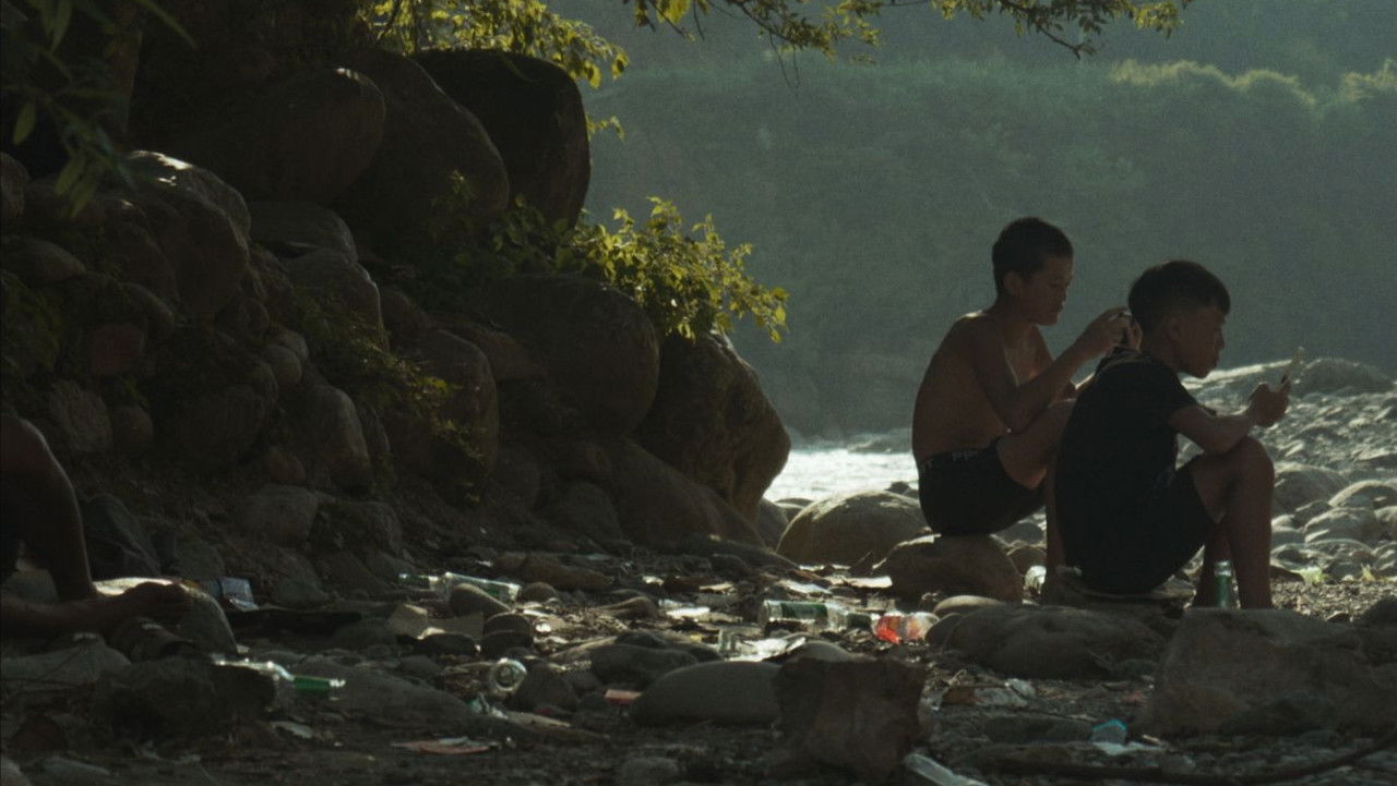 If a Walnut Falls backdrop