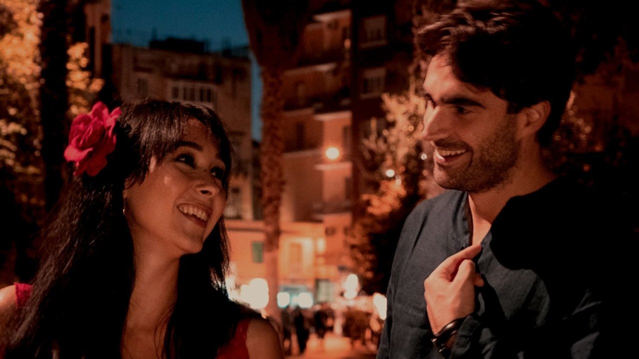 Ed è subito commedia backdrop