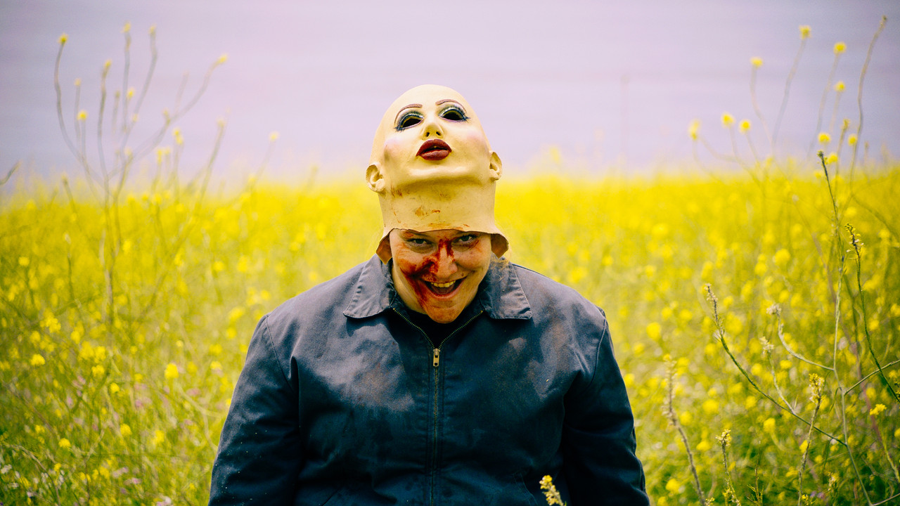 Frankie, Maniac Woman backdrop