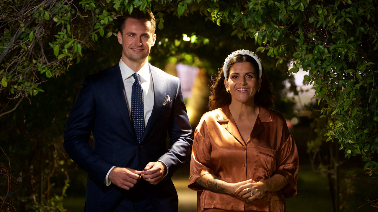 Bachelor Danmark backdrop