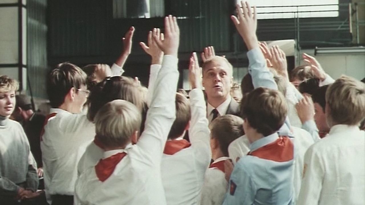 Dear Edison! backdrop