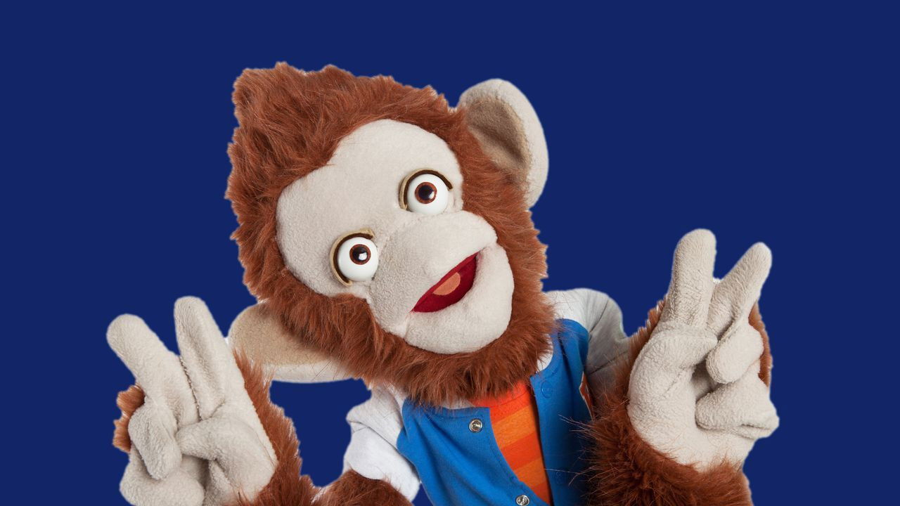 Olly Wannabe backdrop