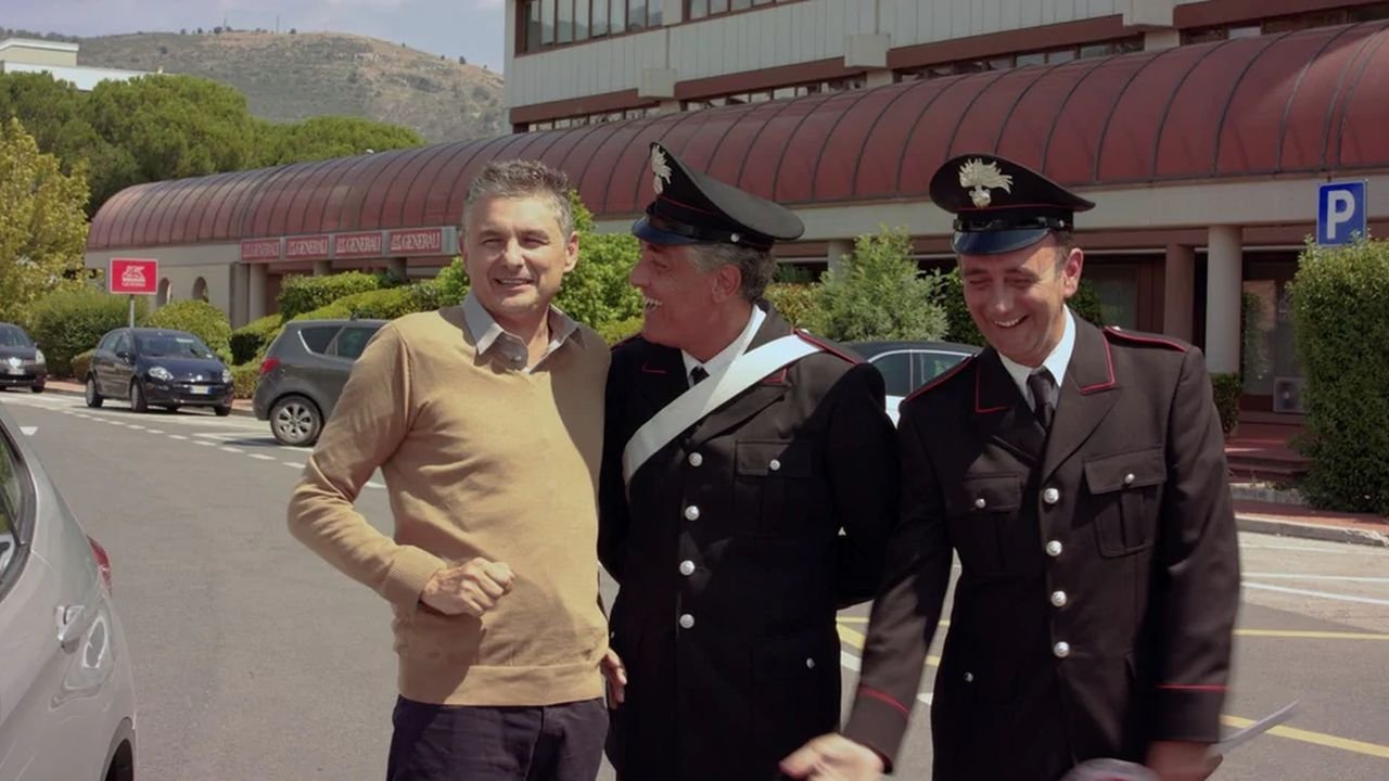 Non Ci Resta Che Ridere backdrop