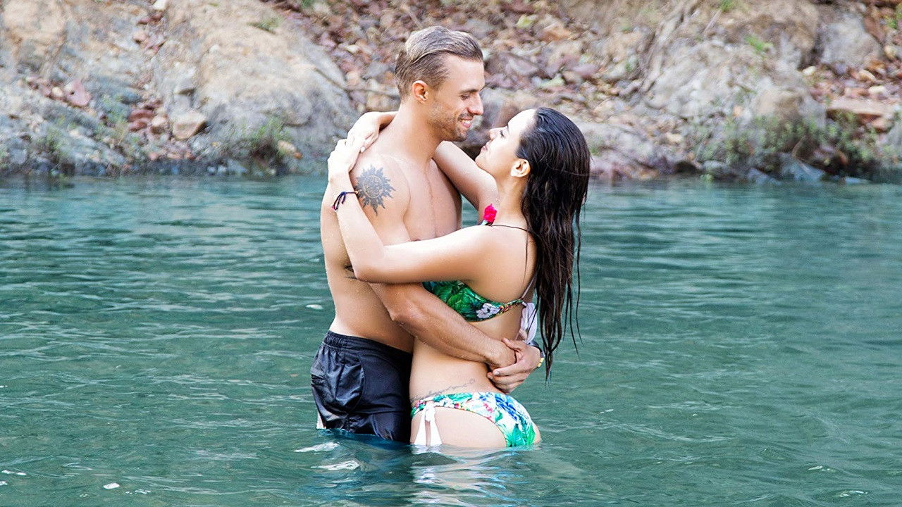 Donaire y Esplendor backdrop