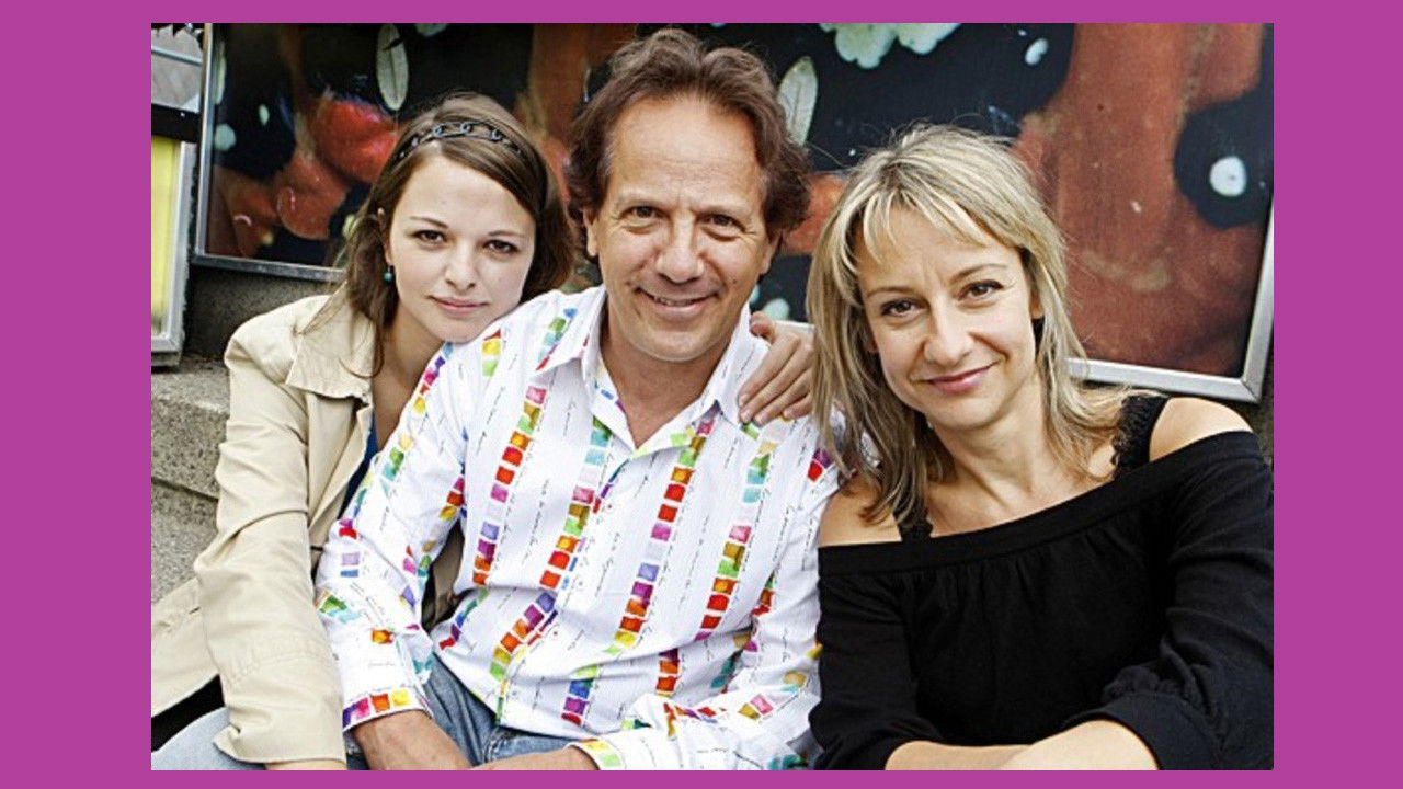 Chabotte et fille backdrop