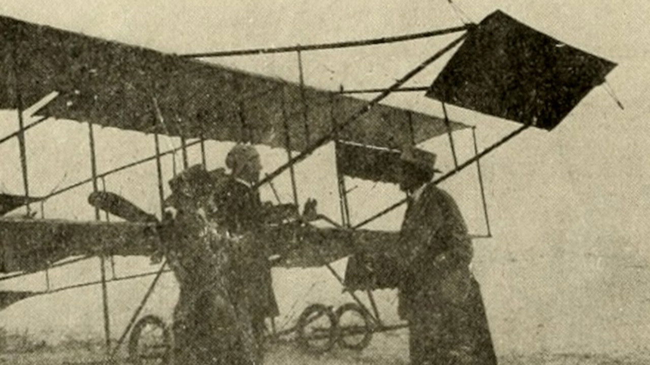 Flying to Fortune backdrop