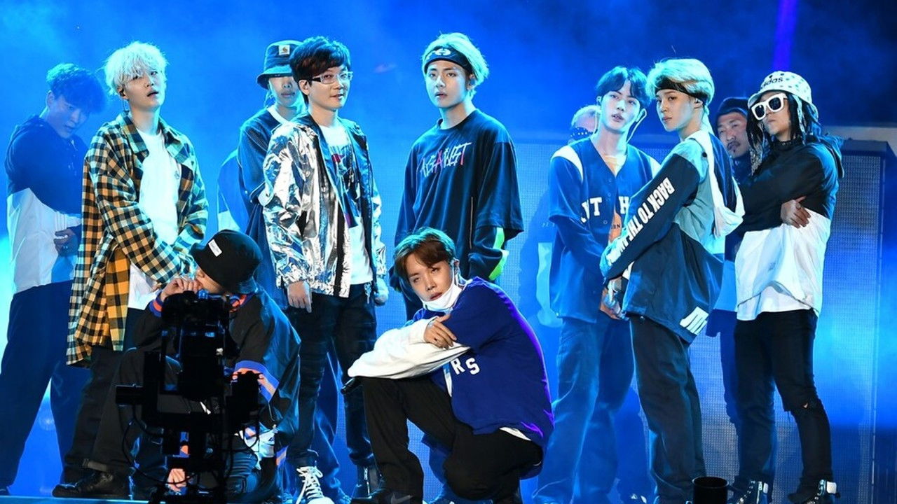 Seotaiji 25 Live Time : Traveler backdrop