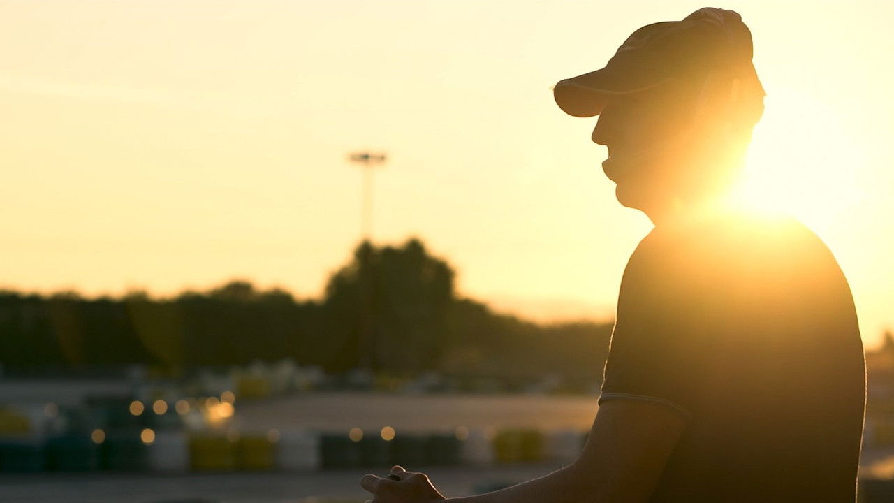 Más Rápido backdrop