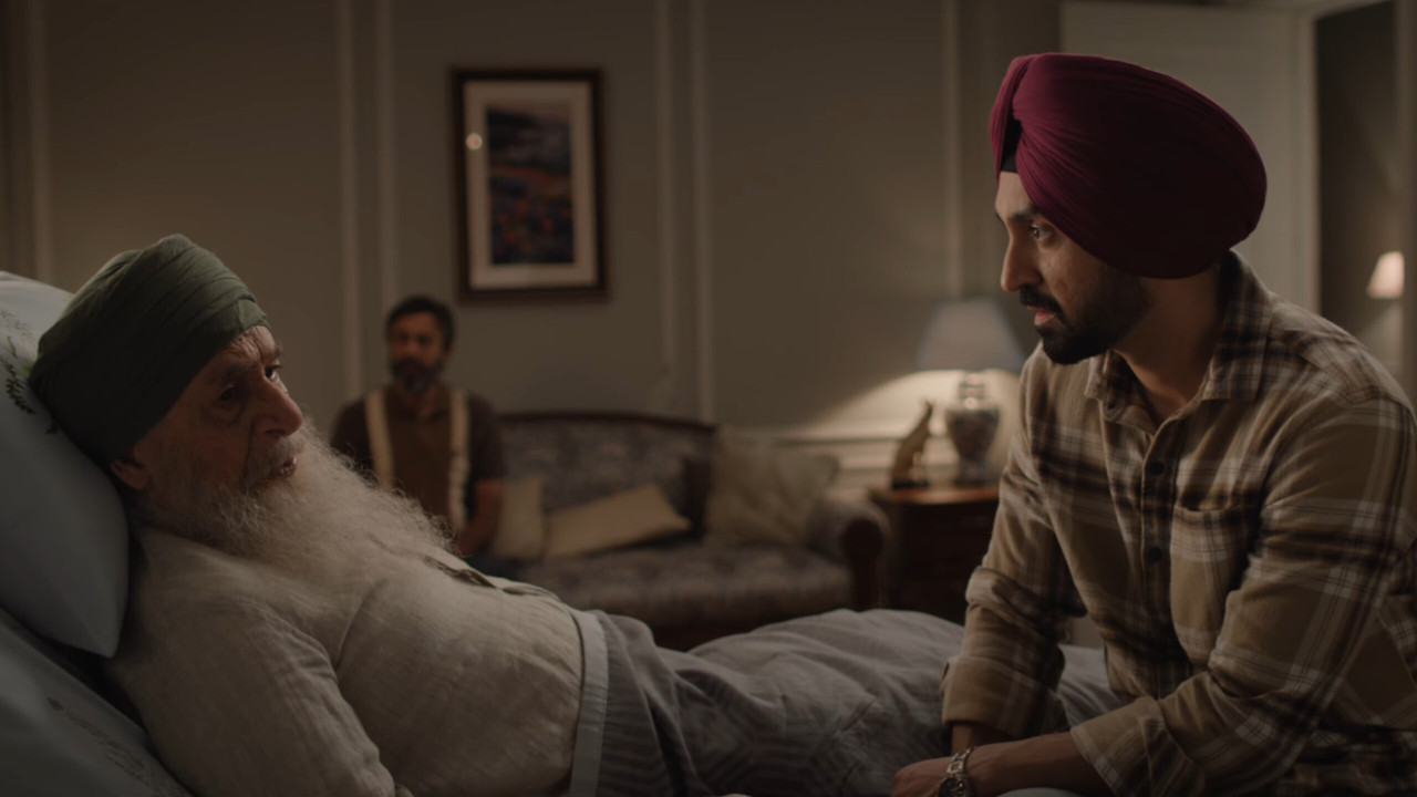 Main Vaapas Aaunga backdrop