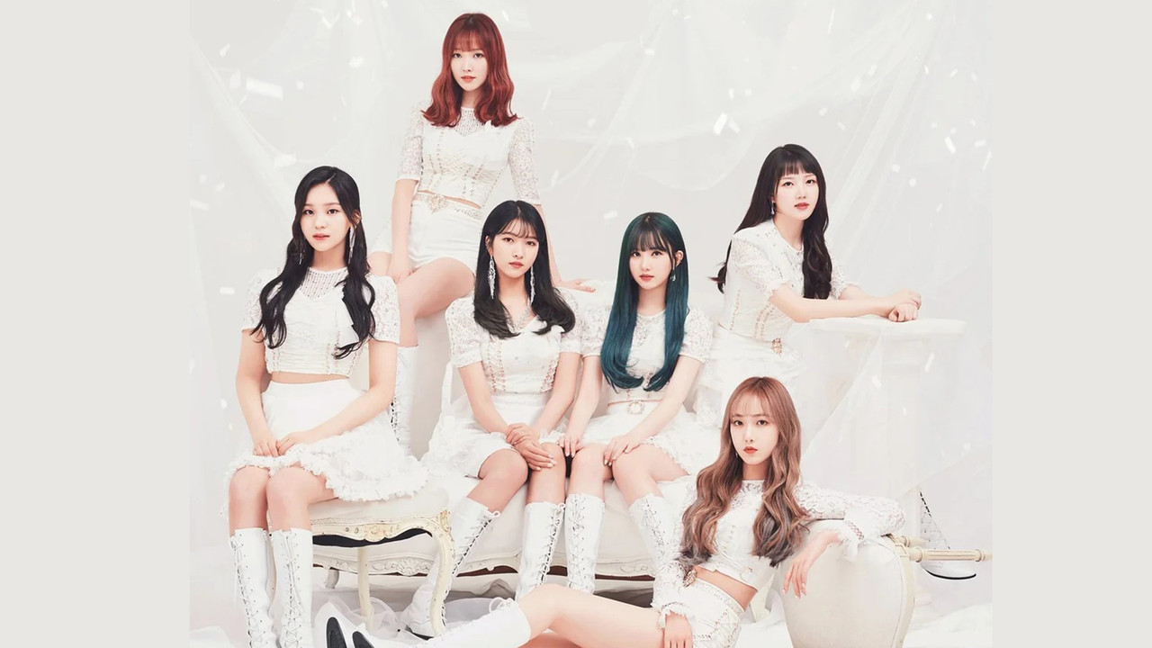 2018 GFRIEND FIRST CONCERT 'Season of GFRIEND' ENCORE backdrop