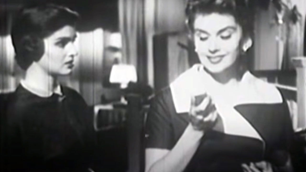 Enigma de mujer backdrop