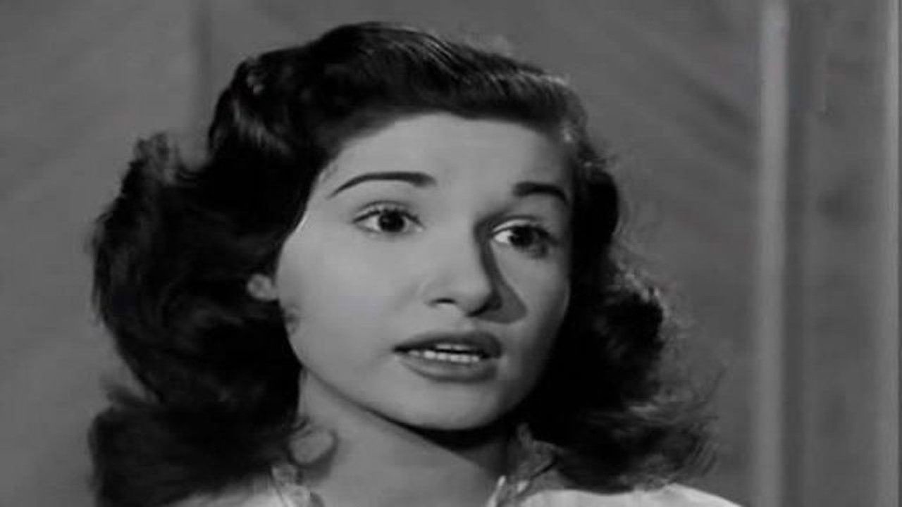 Araess fil mazad backdrop