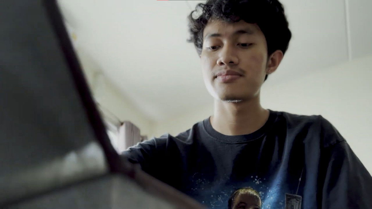 R e m i n d e r. (Director's cut) backdrop