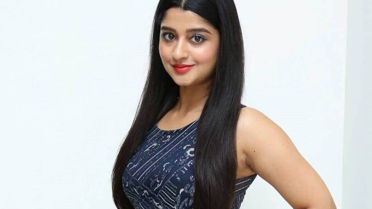 Nam Gani B.Com Pass backdrop