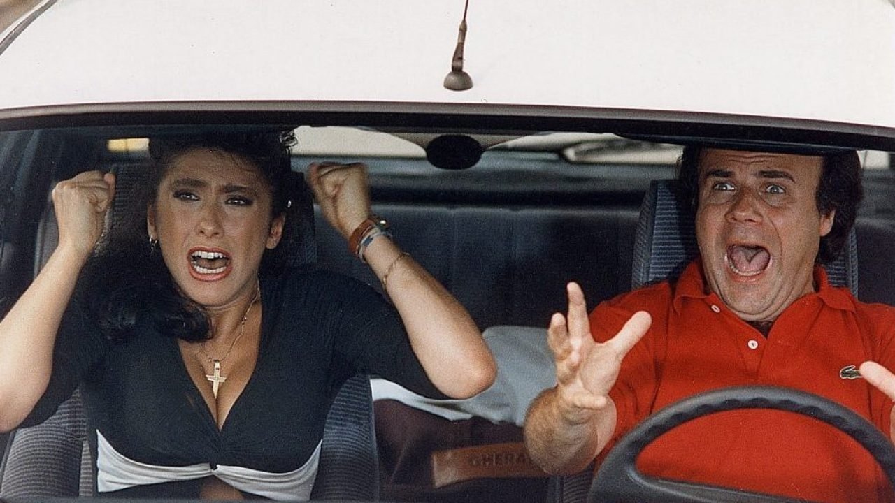 Fratelli d'Italia backdrop