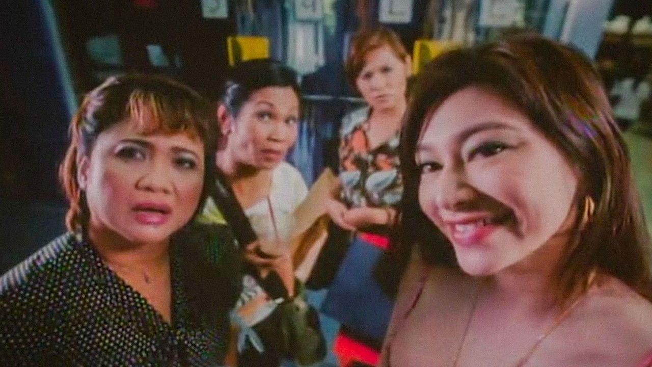 Apat Dapat, Dapat Apat backdrop