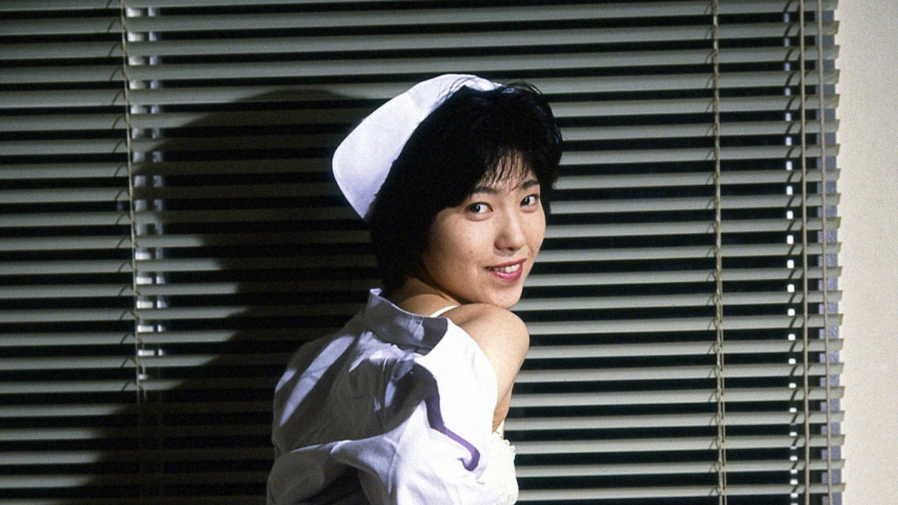 Ryôjoku! Hakui o hagu backdrop