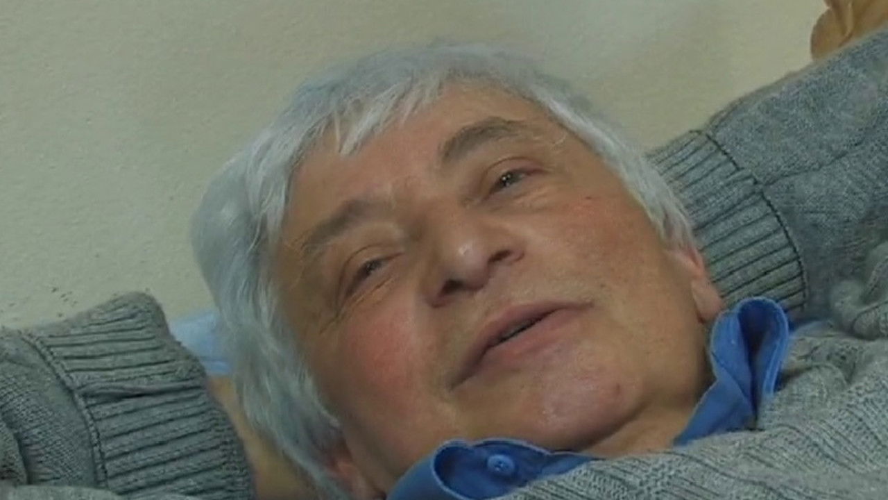 Alexander Naumovich and His Children backdrop