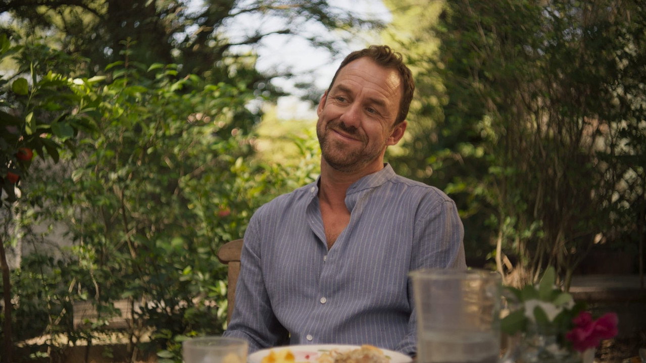 The opacity of water backdrop