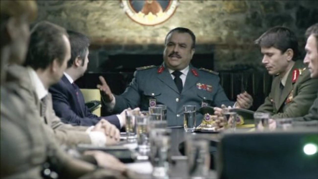 Patlak Sokaklar: Gerzomat backdrop