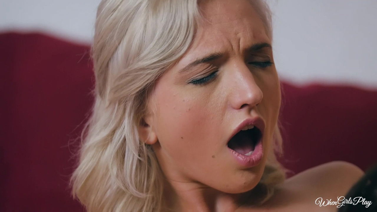 When Girls Play 9 backdrop