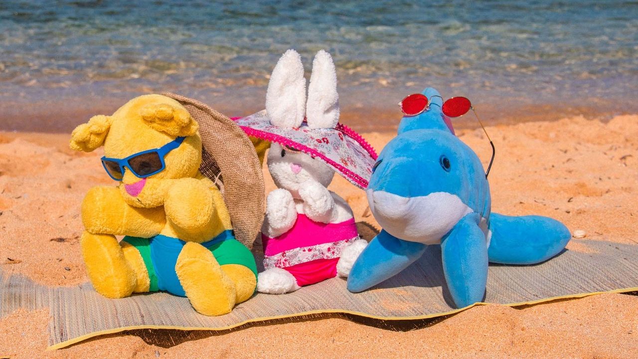 Casper and Emma: The Golden Ring from Atlantis backdrop