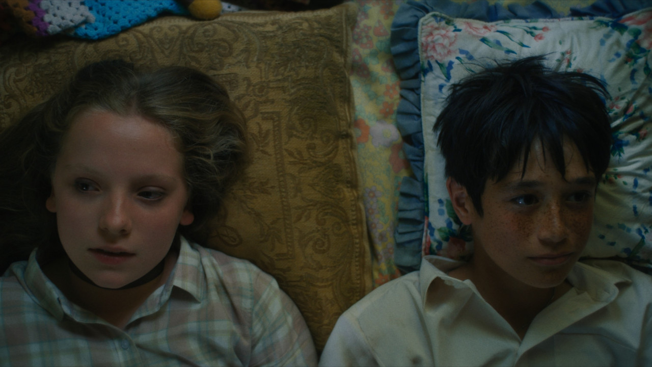 Edge of Summer backdrop