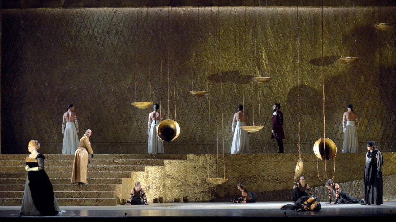 Semiramide - Teatro La Fenice - du 19 octobre au 27 octobre backdrop