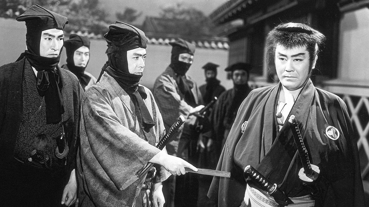 Sandy Cruise backdrop