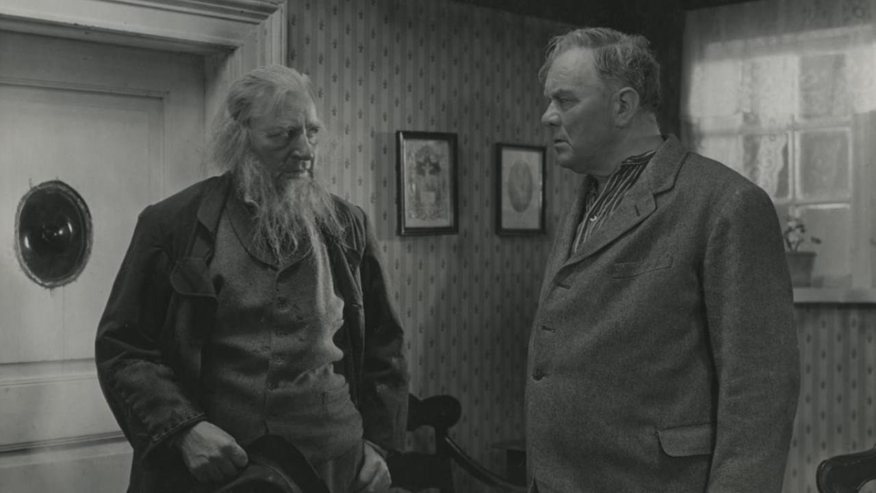 Life on the Hegn Farm backdrop