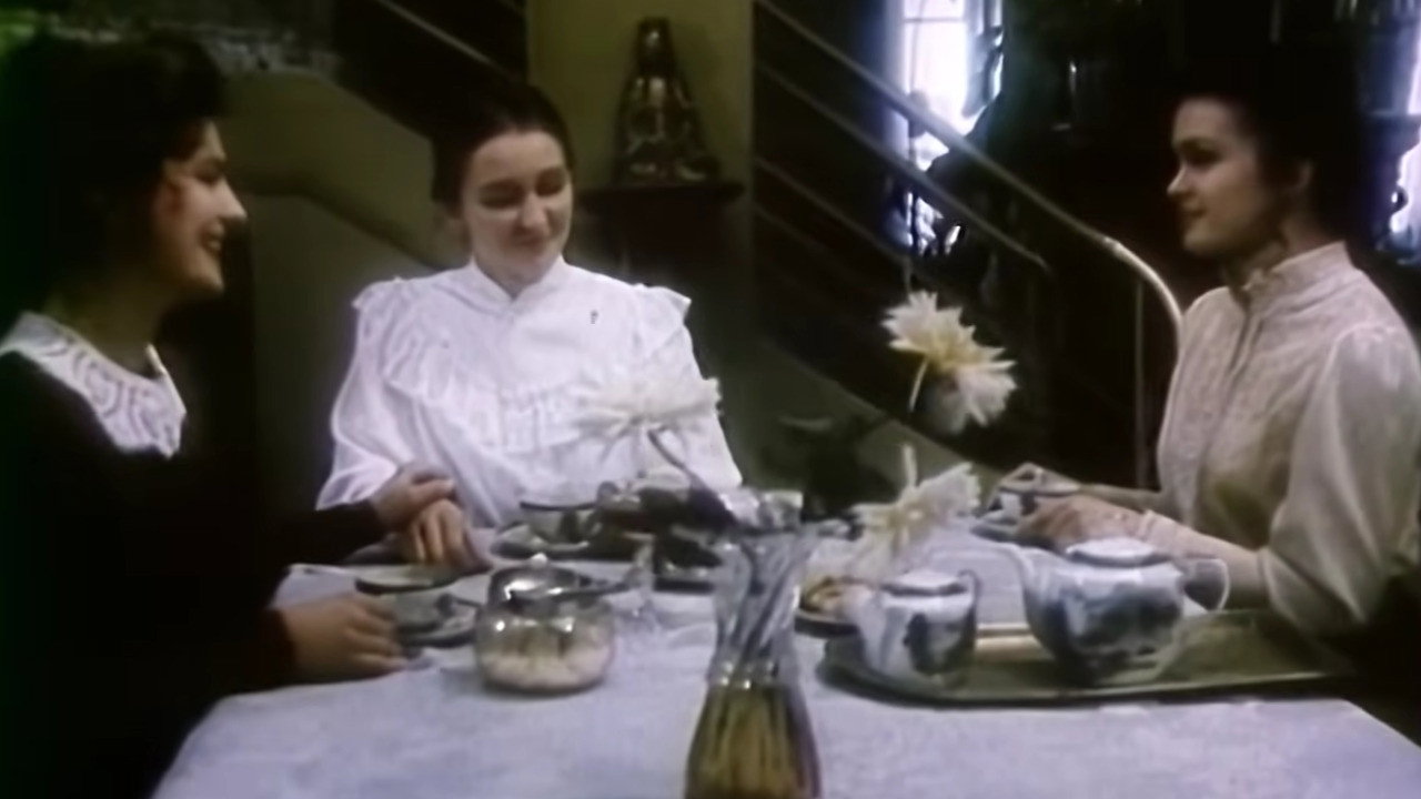 Melancholic Waltz backdrop