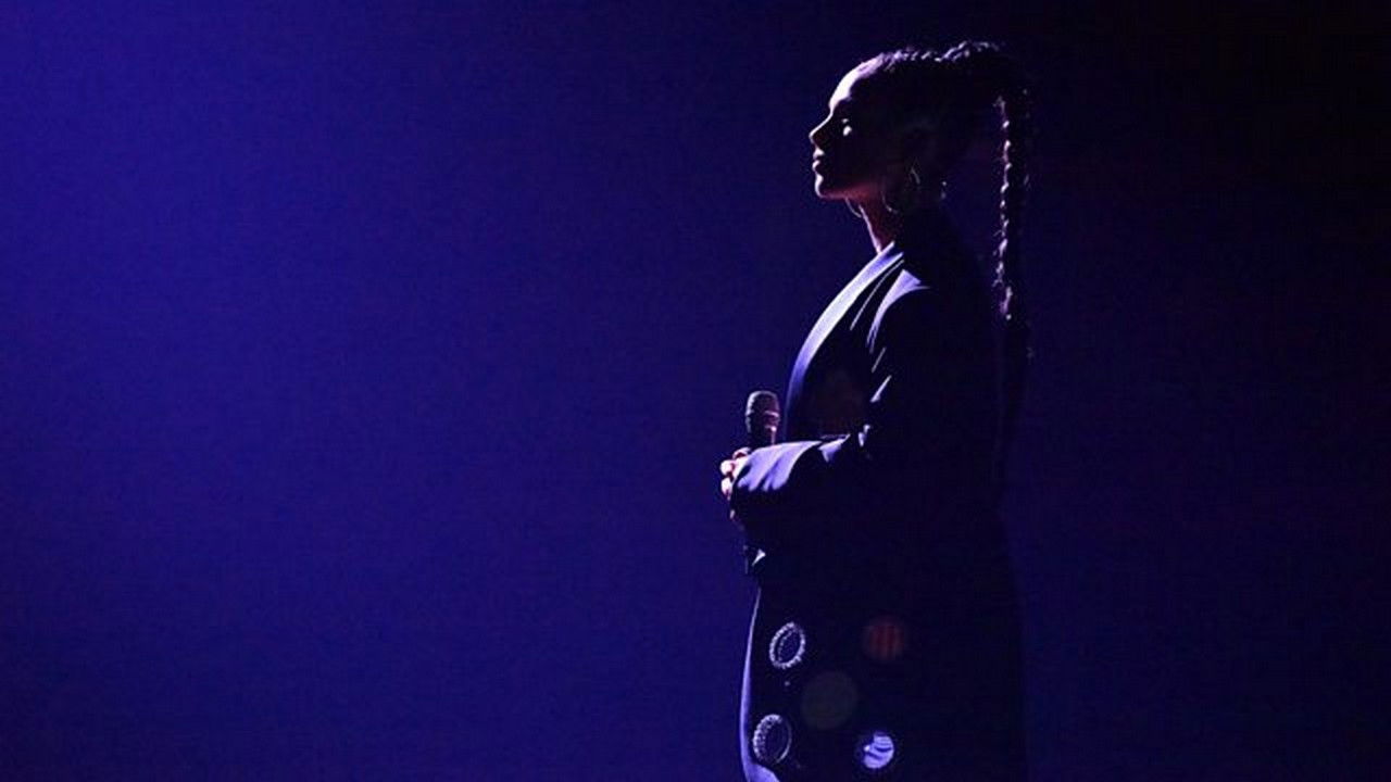 Alicia Keys Rocks New Year's Eve backdrop