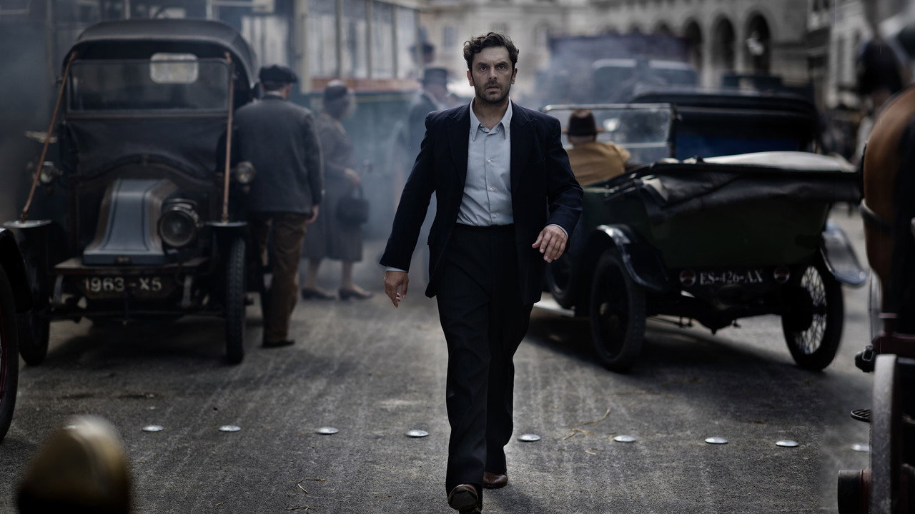 La Vénus électrique backdrop