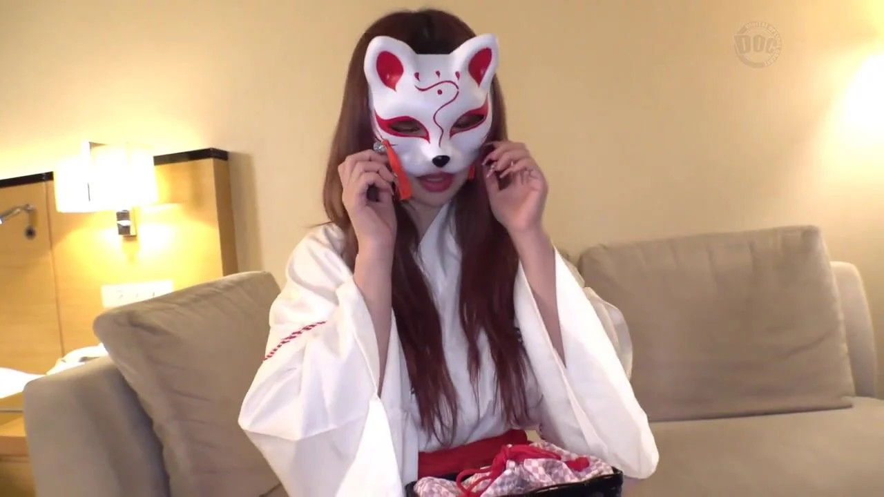 【甘Sな仮面巨乳】妖艶な雰囲気の和装美女に責められる！搾乳手コキ→特大パイズリで搾り取られる！ローションをたっぷり塗ったすけべボディにピストン連打！がっつり中出し後も連戦セックス！！ backdrop