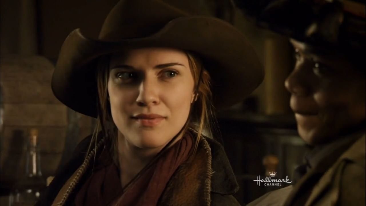 Hannah's Law backdrop