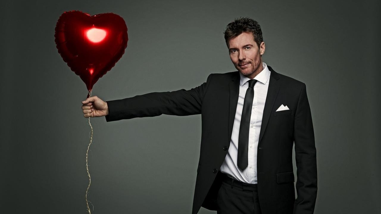 Thomas Hartmann - Kærlighed backdrop