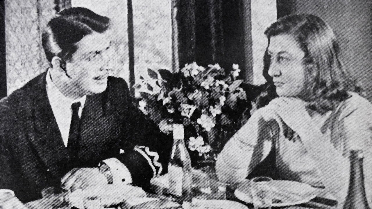 Bırakılan Çocuk backdrop