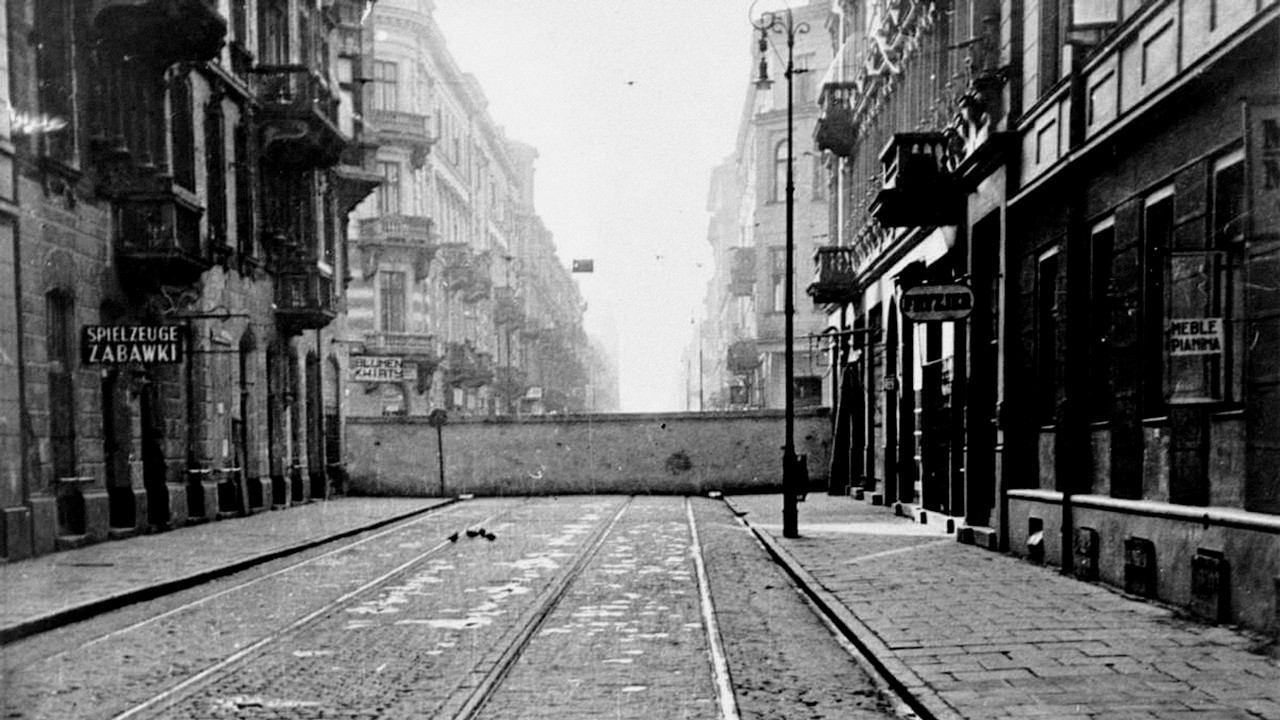 Warsaw: A City Divided backdrop