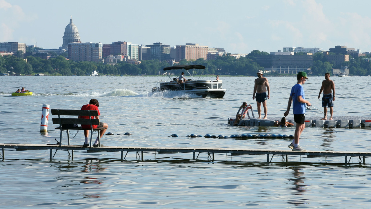 Mendota: Symphony of a Lake backdrop