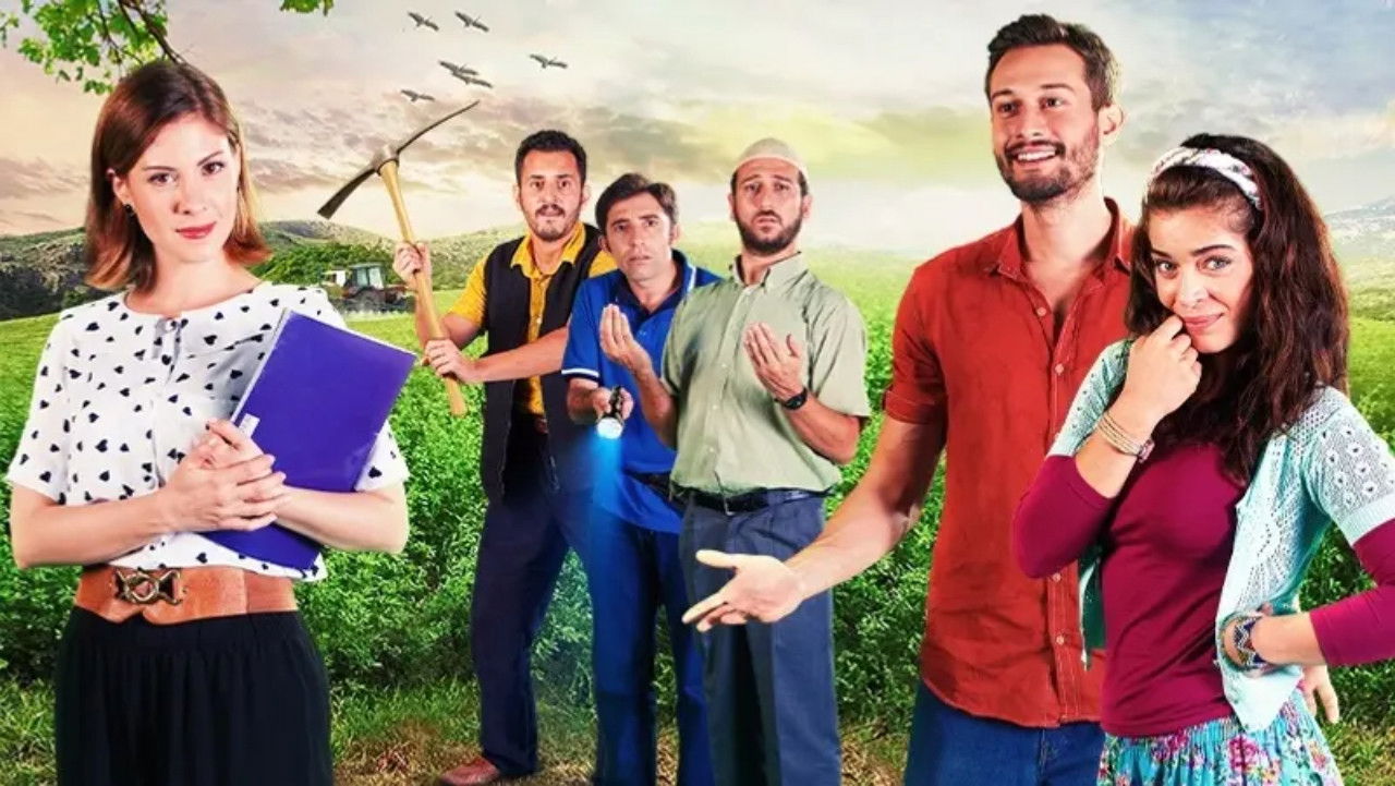 Yeşil Deniz backdrop