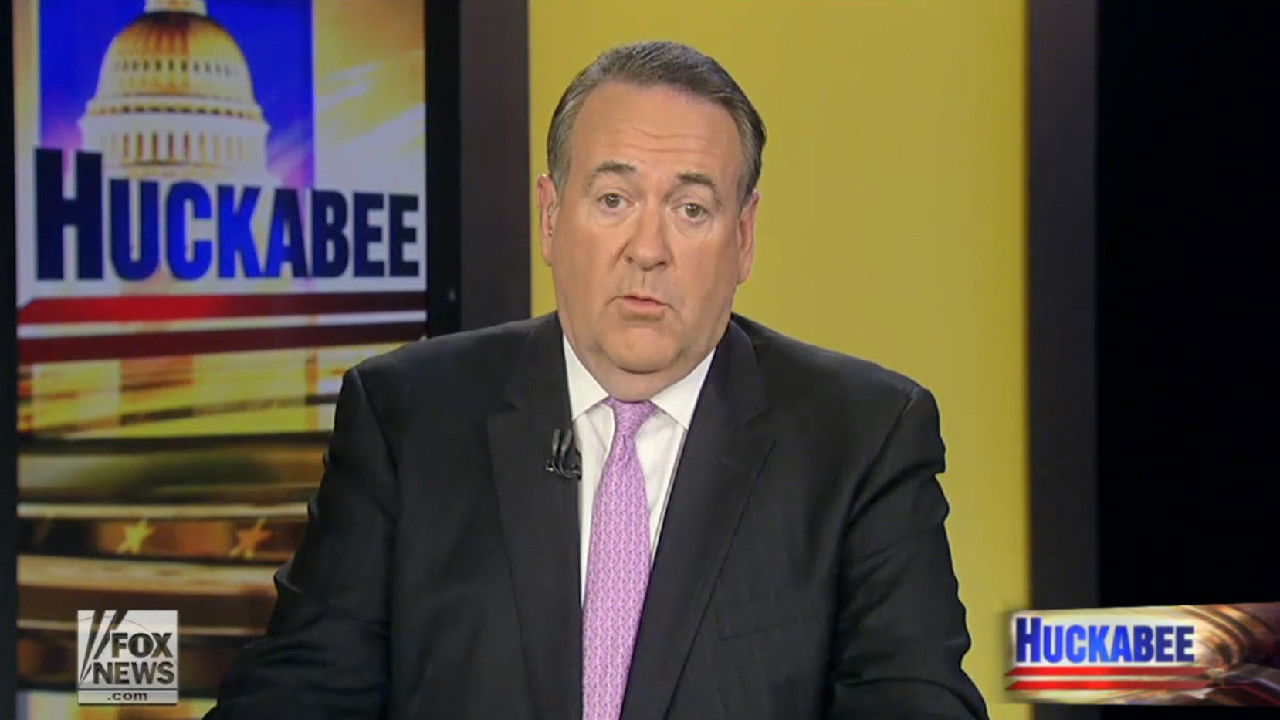Huckabee backdrop