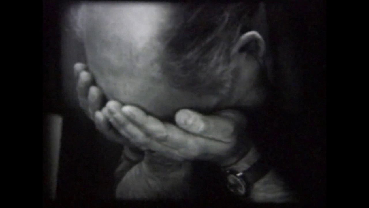 Begrijpt u nu waarom ik huil? backdrop