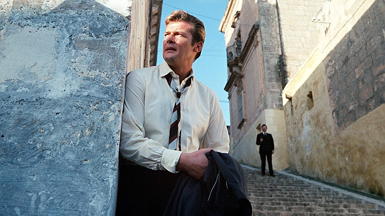 Vendetta for The Saint backdrop