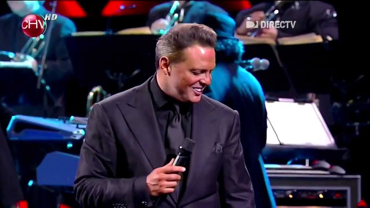 Luis Miguel: Festival de Viña del Mar 2012 backdrop