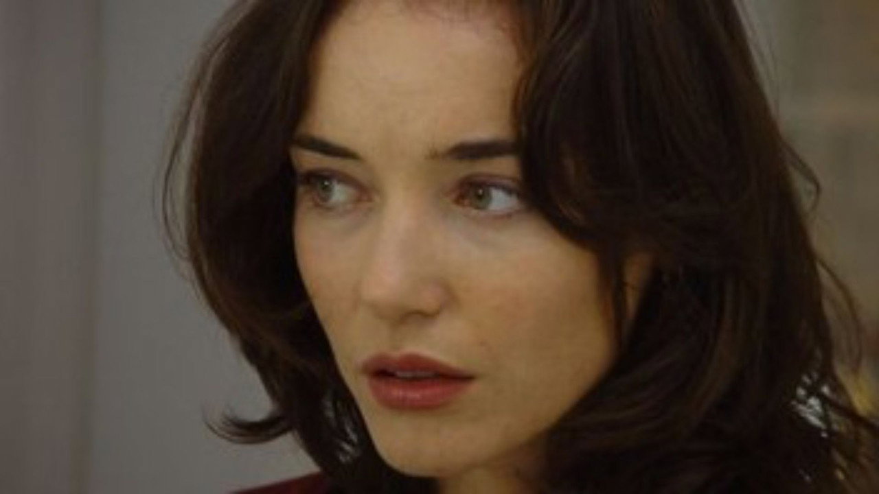 Her Costly Affair backdrop